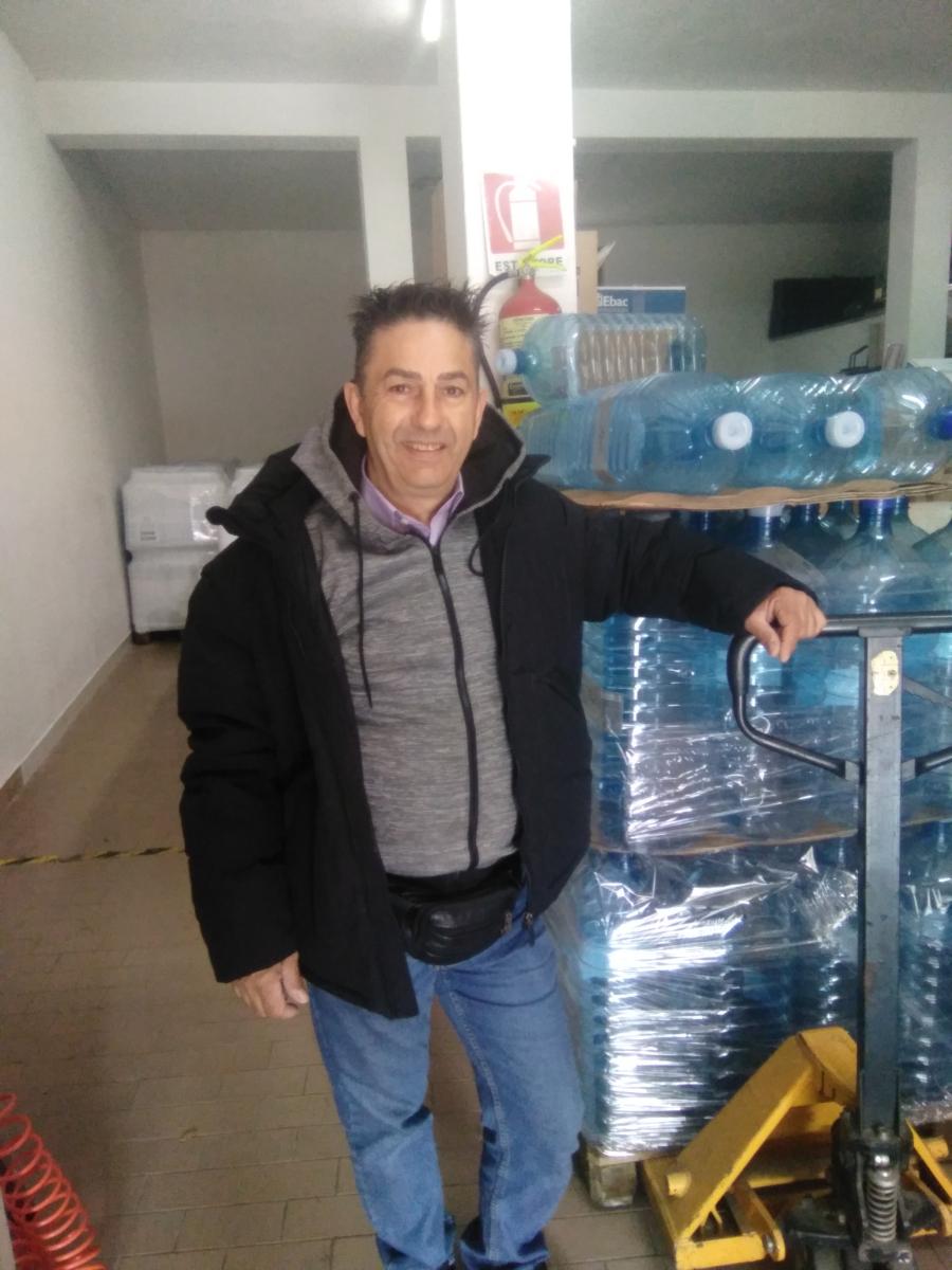 De Matti S.r.l - Azienda leader dal 2002 nella distribuzione di boccioni ed erogatori d'acqua in Sardegna.